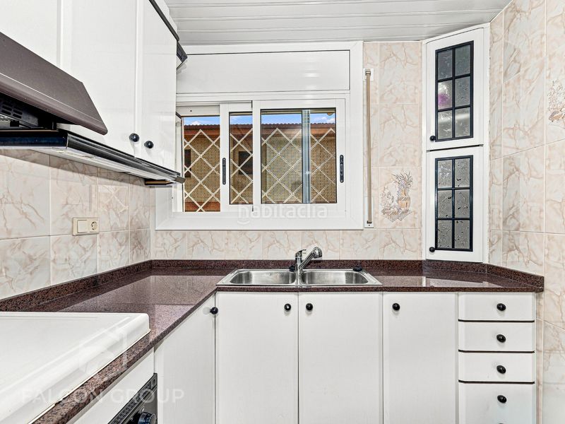 Foto 875286c7-4bd9-41bb-b82e-ea2a2e9d3860. Casa amb piscina a Segur de Calafell nucli urbà Segur de Calafell