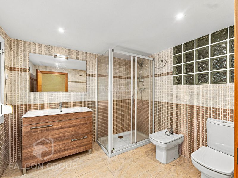 Foto 958a23dd-2972-4c04-8587-515307e0da49. Casa amb piscina a Segur de Calafell nucli urbà Segur de Calafell