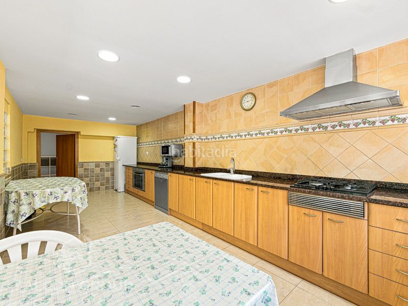 Foto d9ffb5bc-2656-4860-a8c5-add56a70e581. Casa amb piscina a Segur de Calafell nucli urbà Segur de Calafell