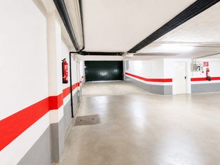 Location Parking voiture  Carrer de l'estany. Garaje en alquiler - calafell playa centro - de septiembre a jun