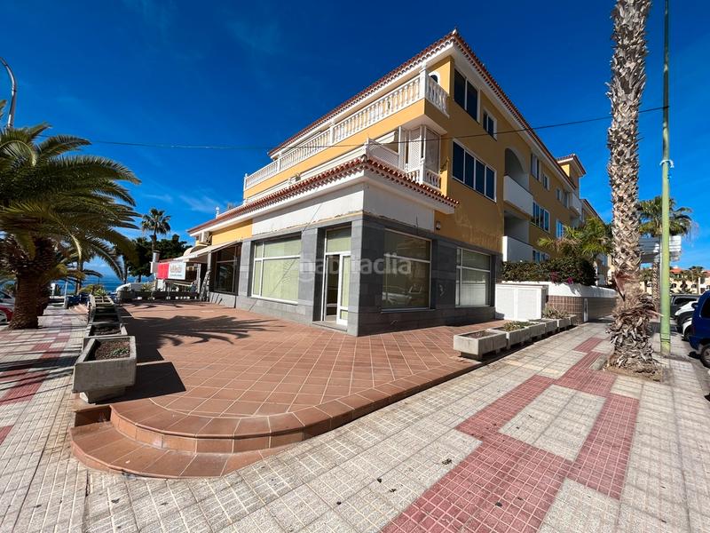 Foto 223d8168-7206-4a97-9b63-9a62653636e6. Alquiler local comercial en avenida emigrante 32 local en playa san juan, a un paso del mar. en Guía de Isora
