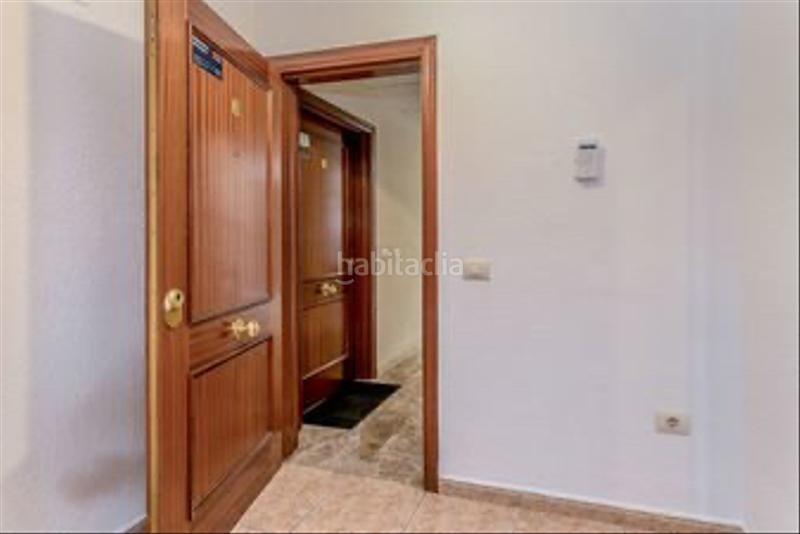 Foto 036c1104-83a6-4b75-92ef-2246b9124586. Piano terra in calle la lapa 45 in Los Abrigos Granadilla de Abona