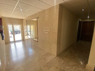 Pis  Calle la gaviota. Se vende piso en los abrigos