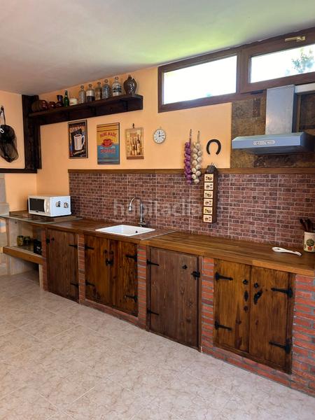 Foto 7f23b831-627c-447b-9efa-a381c2ef0f37. Chalet encantadora vivienda unifamiliar con txoko y jardín en Meruelo