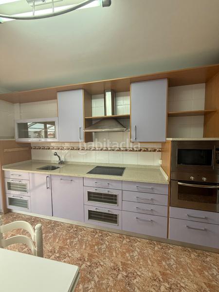 Foto 28347a72-8b71-4274-88c3-8bf998196833. Casa bifamiliare in barrio Arnuero-palacio 25b in Arnuero