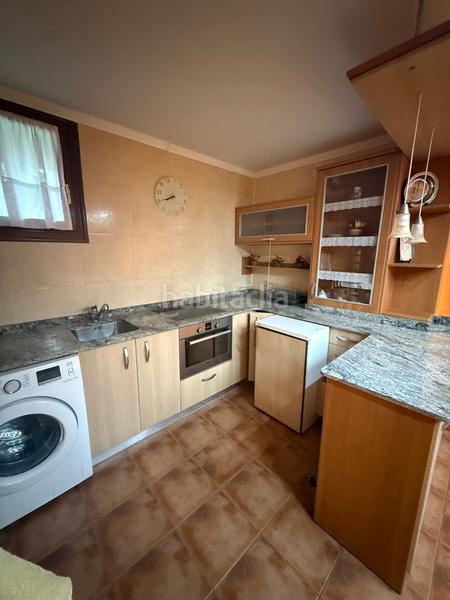 Foto 442bbbae-5011-43e4-ab0b-8ff47cf8875e. Casa bifamiliare in barrio Arnuero-palacio 25b in Arnuero