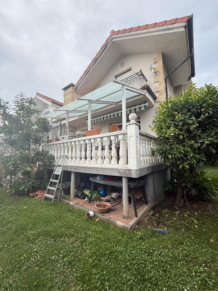 Foto 8b22402e-fe33-4d67-9784-a92b1514a76f. Casa bifamiliare in barrio Arnuero-palacio 25b in Arnuero