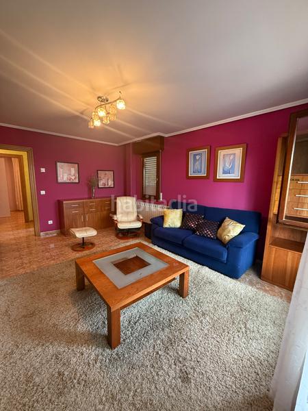 Foto d4159046-0b37-4152-a043-794079022fd7. Casa bifamiliare in barrio Arnuero-palacio 25b in Arnuero