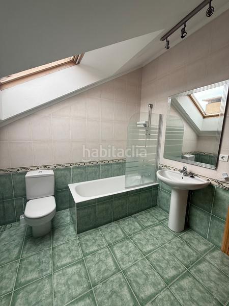 Foto de08e9d8-1868-43cf-ad48-c85f39391ebe. Casa bifamiliare in barrio Arnuero-palacio 25b in Arnuero