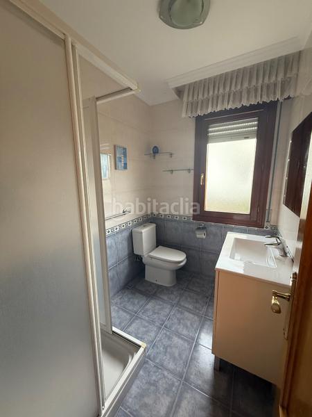 Foto e141a169-8273-4dfc-968c-cc501c062178. Casa bifamiliare in barrio Arnuero-palacio 25b in Arnuero