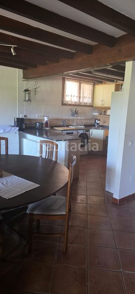 Foto 44408016-4241-40c6-b721-7c9d2e754aaa. Casa adossada amb xemeneia calefacció aparcament piscina a Marina de Cudeyo