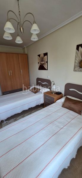 Foto 91997b51-e08e-44f5-b9f1-0f33456de283. Planta baixa amb calefacció piscina a Meruelo