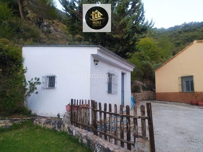 Foto d76e9e12-42ee-4532-b127-4382c768099c. Casa adossada amb piscina a Villares (Los)