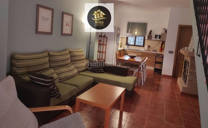 Foto f5960e46-4490-48bf-878f-9e4c9b2d7fd3. Casa adossada amb piscina a Villares (Los)