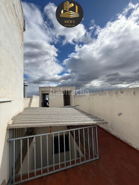 Foto 2b92c88e-4359-47f5-b17a-8c7fdd30e12e. Casa amb calefacció aparcament a Ctra. Circunvalación - La Magdalena Jaén