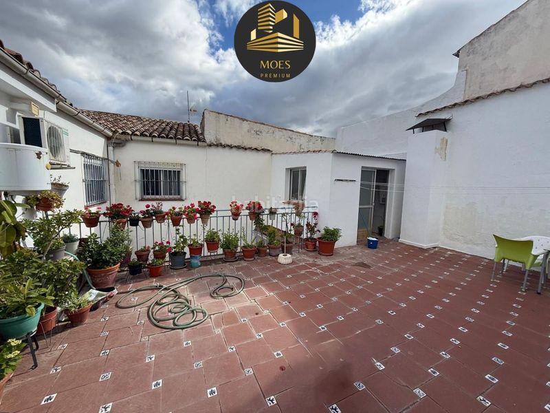 Foto 3a738ef5-0164-490f-8fa3-583e5995c616. Casa amb calefacció aparcament a Ctra. Circunvalación - La Magdalena Jaén