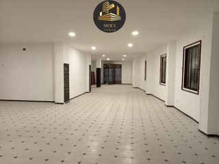 Business premise in San Ildefonso - Catedral. Local com. en venta en centro.