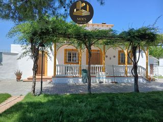 Bauernhof in La Zarzuela - San José - Belén. Finca rúst. en venta en linares, 4 dormitorios.