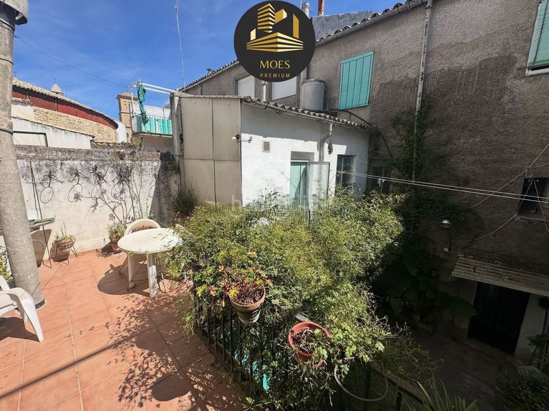 Foto b6ba3653-30b9-44c3-b111-567c4860f68c. Casa a Úbeda
