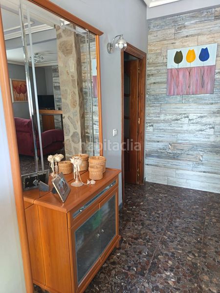 Foto 54aa0a13-7dd8-4dbc-a5dc-a396fdec97c1. Casa amb calefacció aparcament piscina a Centro ciudad Linares