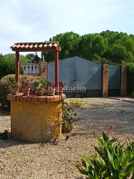 Foto 95c39384-660a-4aab-a954-24518d599338. Casa amb calefacció aparcament piscina a Centro ciudad Linares