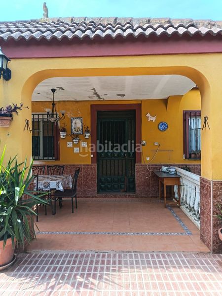 Foto a9c4b0a4-1e4c-4c51-9f08-53f37c6855b6. Casa amb calefacció aparcament piscina a Centro ciudad Linares