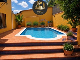 Casa a Villacarrillo. Casa en venta en villacarrillo, 4 dormitorios.