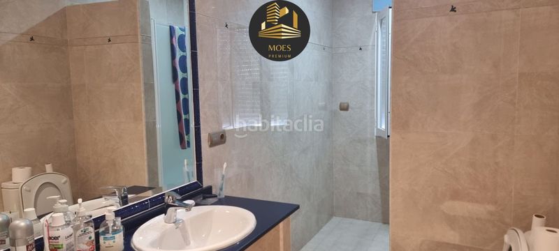 Foto ac0fb55a-c96c-48d3-83b9-f99ac333d1c8. Casa amb aparcament piscina a Martos