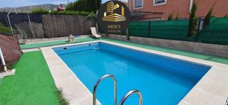 House in Guardia de Jaén (La). Casa en venta en ciudad jardinentrecaminos, 7 dormitorios.