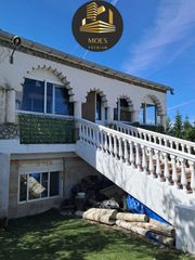 Xalet a San Gonzalo. Chalet en venta en linares, 2 dormitorios.