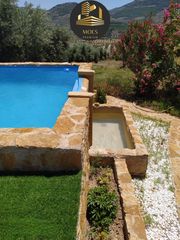 Casa a Martos. Casa en venta en martos, 4 dormitorios.
