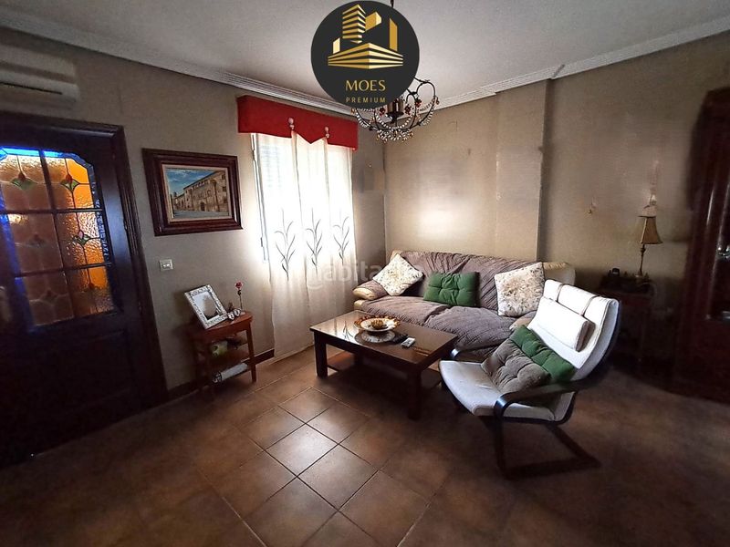 Foto eb1b8b63-2d94-4e1e-aa78-9865c7659590. Casa amb calefacció aparcament a Baeza