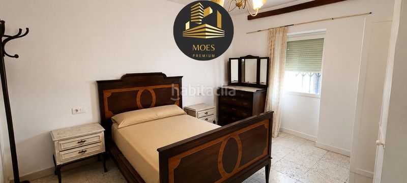 Foto b815637f-acc2-4331-800c-7240eb7f73b2. Casa a Úbeda