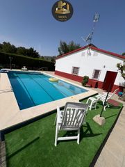Chalet in Puente Jontoya - Puente de la Sierra - El Arroyo. Chalet en venta en afueras de jaén, 3 dormitorios.