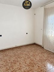Chalet à Martos. Chalet en venta en martos, 4 dormitorios.
