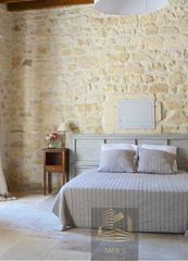 Edifici en Valdepeas de Jan. Janhotel