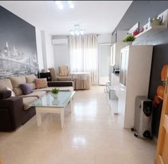 Appartamento in Martos. Piso en venta en martos, 3 dormitorios.