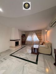 Haus in Renfe - Bulevar 1ª y 2ª Fase. Casa en venta en bulevar, 4 dormitorios.