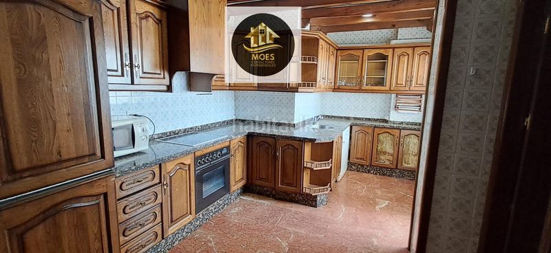 Foto ea1ba5cb-3672-43f0-9354-9bcf0c74ab9d. Pis amb calefacció aparcament a Avda de Madrid - Pº de la Estación Jaén