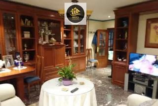 Pis en Torredelcampo. Piso en venta en torre del campo, 3 dormitorios.