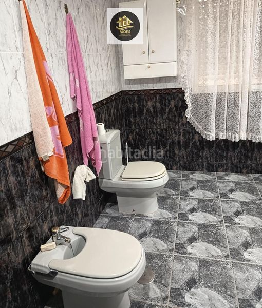 Foto e76b0593-f9f3-4921-ad71-7270b9529b17. Xalet amb calefacció piscina a Renfe - Bulevar 1ª y 2ª Fase Jaén