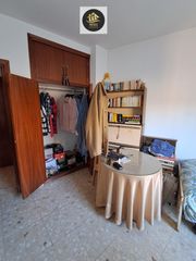 Casa en Centro ciudad. Casa en venta en linares, 6 dormitorios.