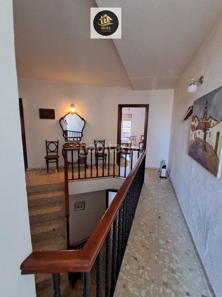 Foto f9c14c3c-f294-4d71-b2a8-5bbcae7e6a38. Casa a Centro ciudad Linares