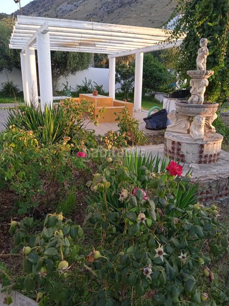 Foto 1a72169f-3579-4b04-b6ec-5b02f8f9f5fd. Xalet amb aparcament piscina a Jamilena