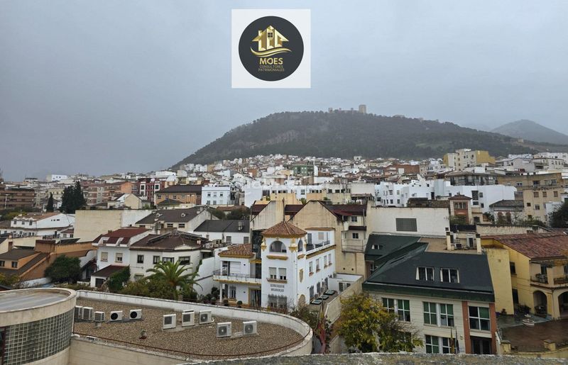 Foto e5c1dd28-ac75-45c0-9eb4-bc263ca689ab. Pis amb calefacció a Hospital Jaén