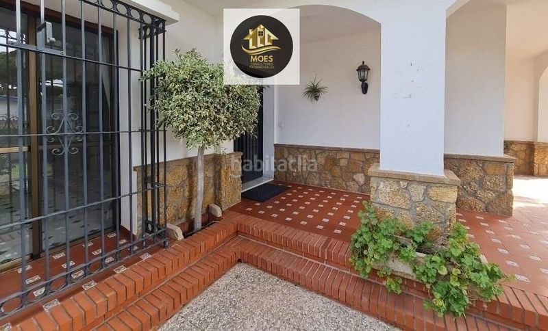 Foto c7cbeec5-5c47-420e-a3fa-3e9ccbf0b62a. Casa amb piscina a Aguadulce - Almadraba - Punta Candor Rota