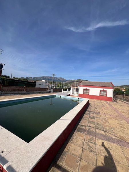 Foto 2c453f04-8d88-4bec-ab69-13ee7d9199e9. Xalet amb calefacció aparcament piscina a Puente Jontoya - Puente de la Sierra - El Arroyo Jaén