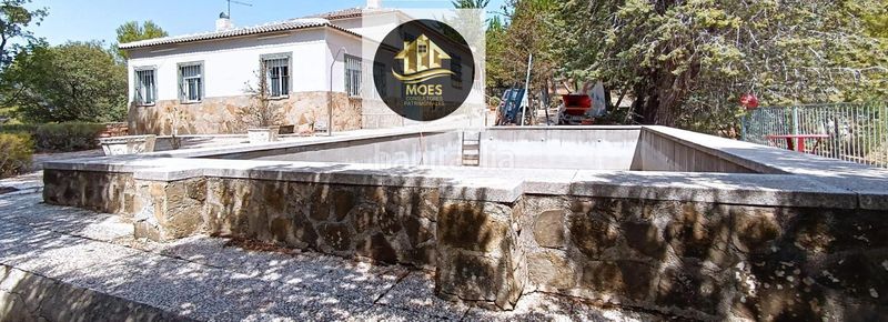 Foto 429dd37f-bf8a-4d7d-b025-fcf6a3dcde0e. Xalet amb piscina a Villares (Los)