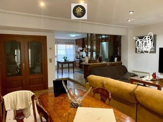 Maison à Villares (Los). Casa en venta en villares los, 3 dormitorios.