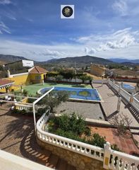 Chalet in Puente Tablas - Puente Nuevo - Cerro Molina. Chalet en venta en jaén, 7 dormitorios.